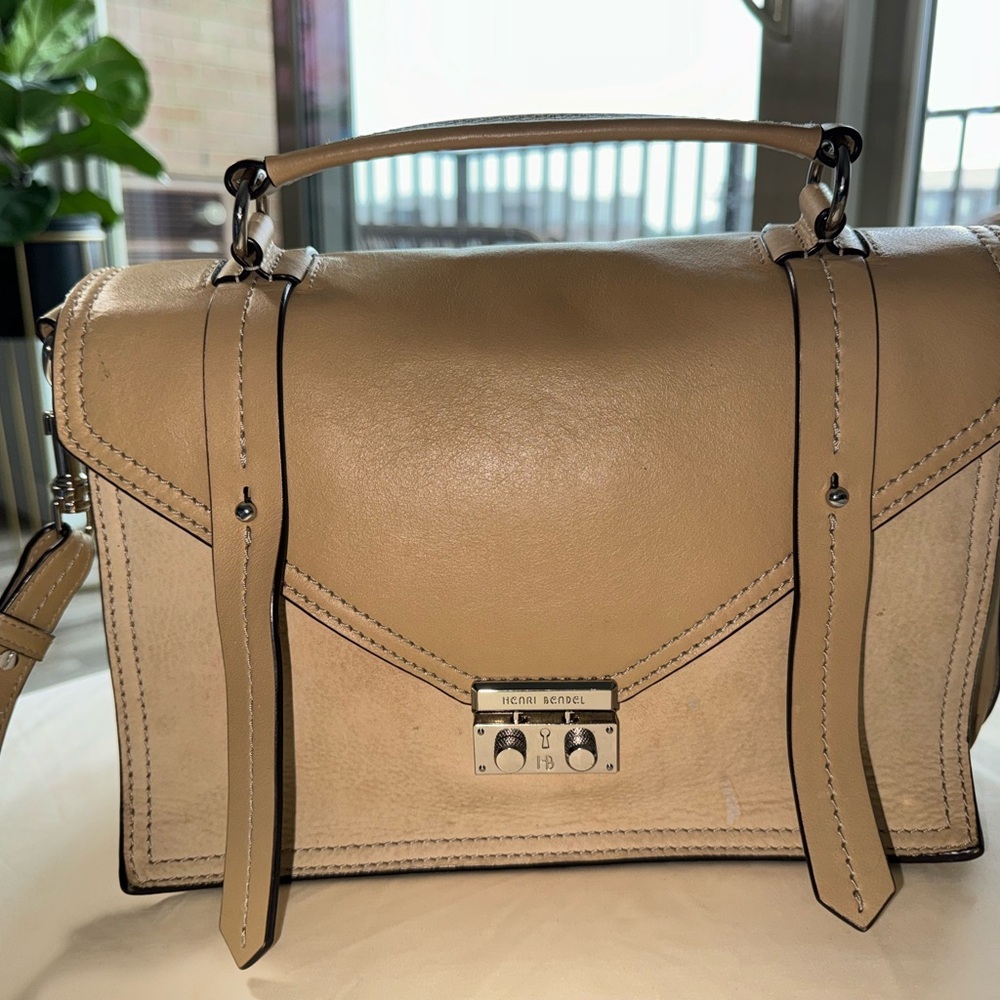 Used henri bender purse